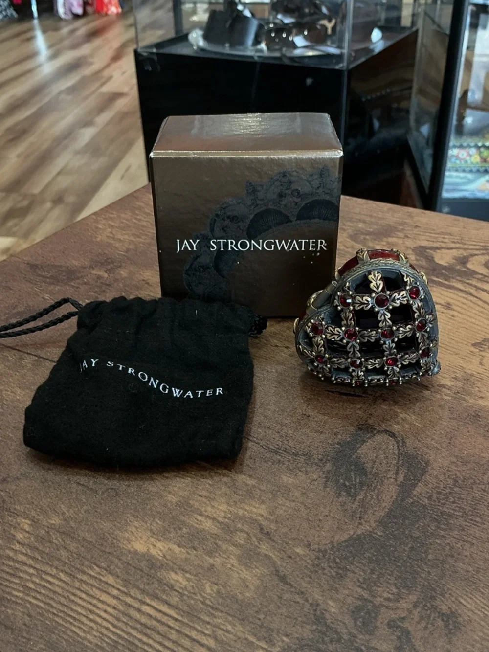 Jay Strongwater Trinket Box with Swarovski Crystals - Picture 6 of 6